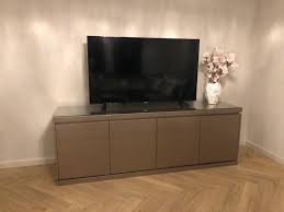 hoogglans tv meubel