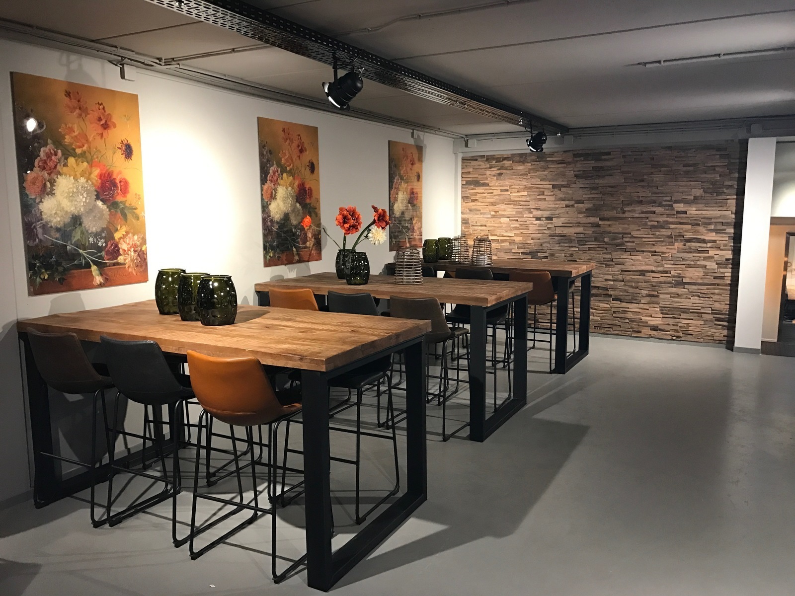 horeca meubilair tweedehands