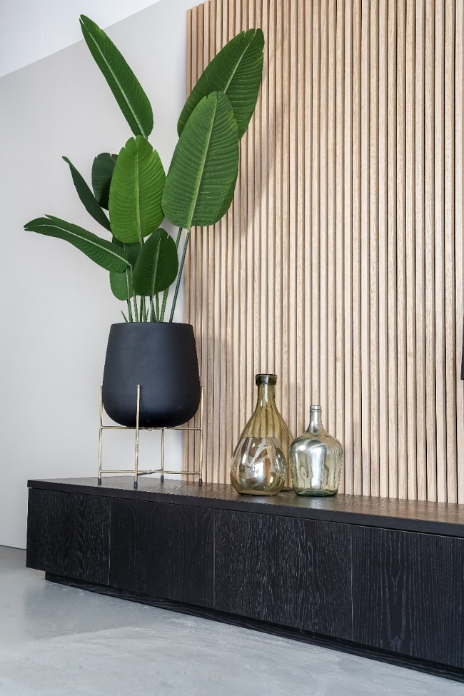 zwarte meubels woonkamer