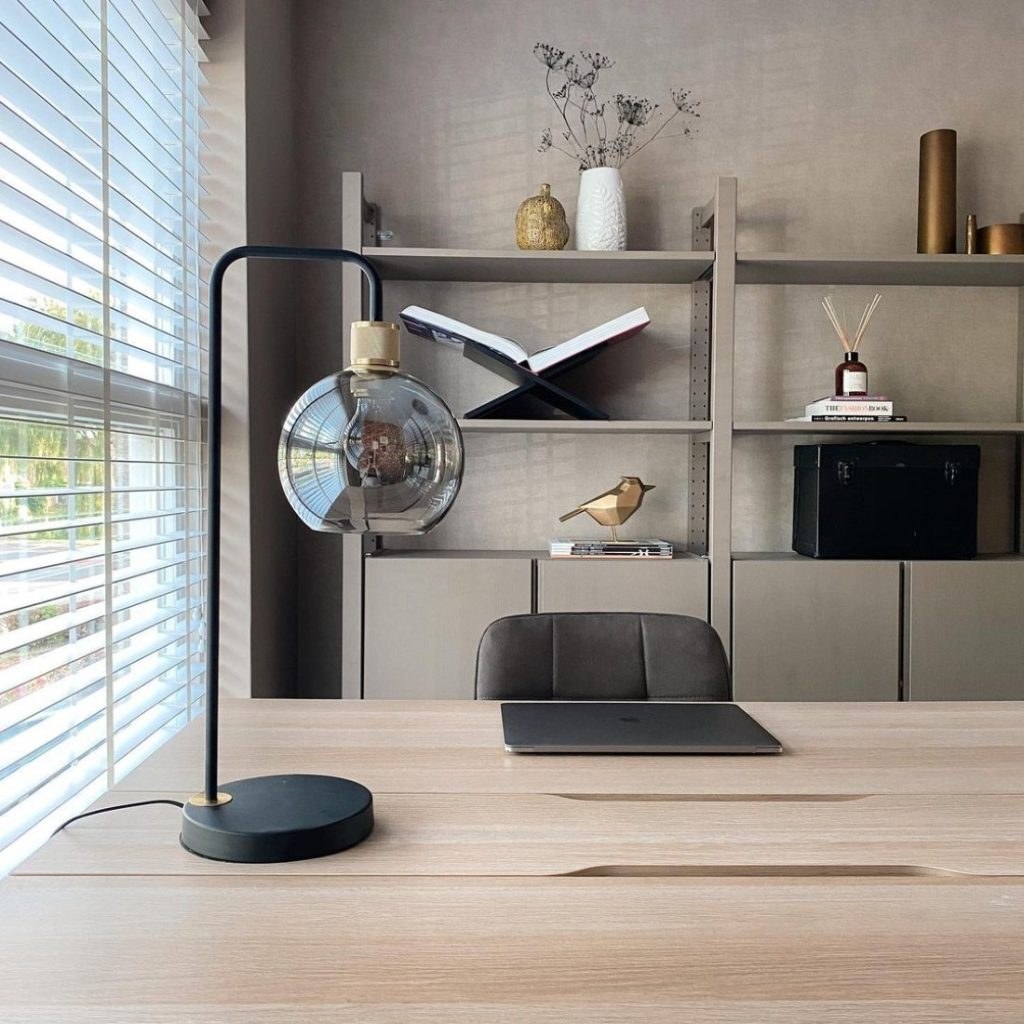computerkast woonkamer